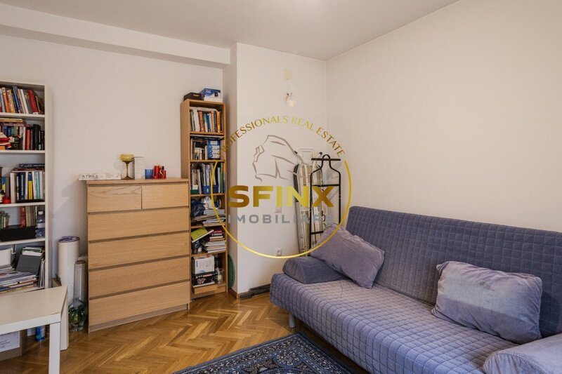 Vatra Luminoasa, vila D+P+E+M, curte proprie, centrala termica, loc de parcare