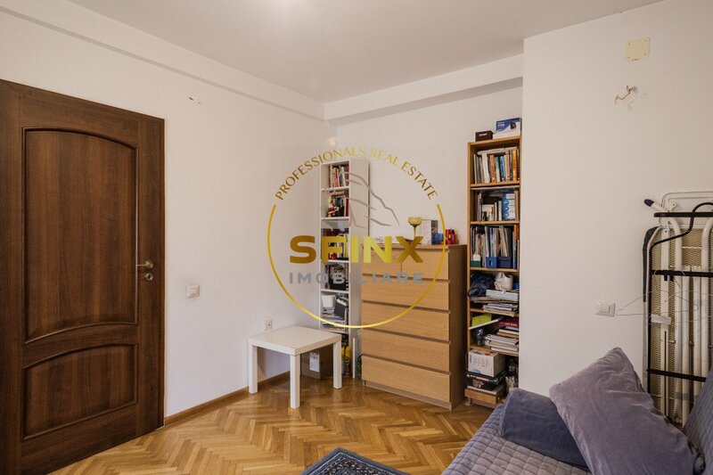 Vatra Luminoasa, vila D+P+E+M, curte proprie, centrala termica, loc de parcare